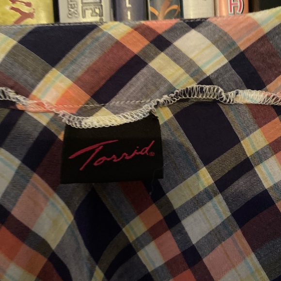 Torrid blouse - Picture 2 of 3